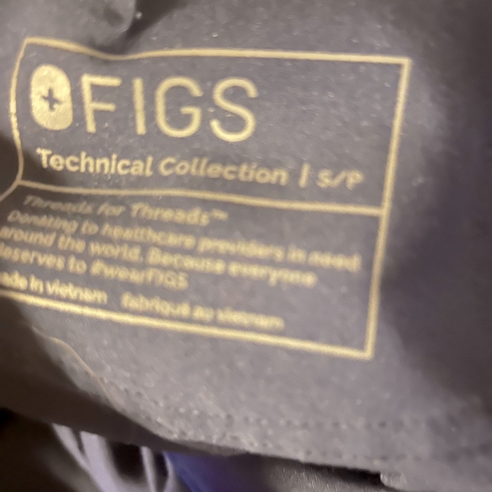 Figs Technical Collection Black Top